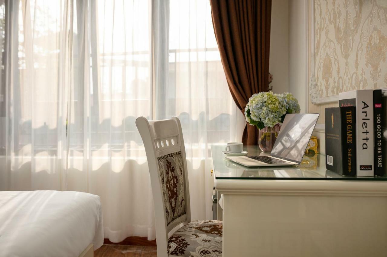 Trang Trang Luxury Hotel Hanoi Bagian luar foto